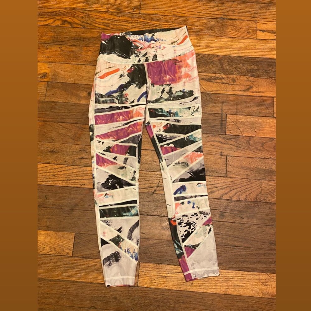 Lululemon leggings - size 6 - multicolor print